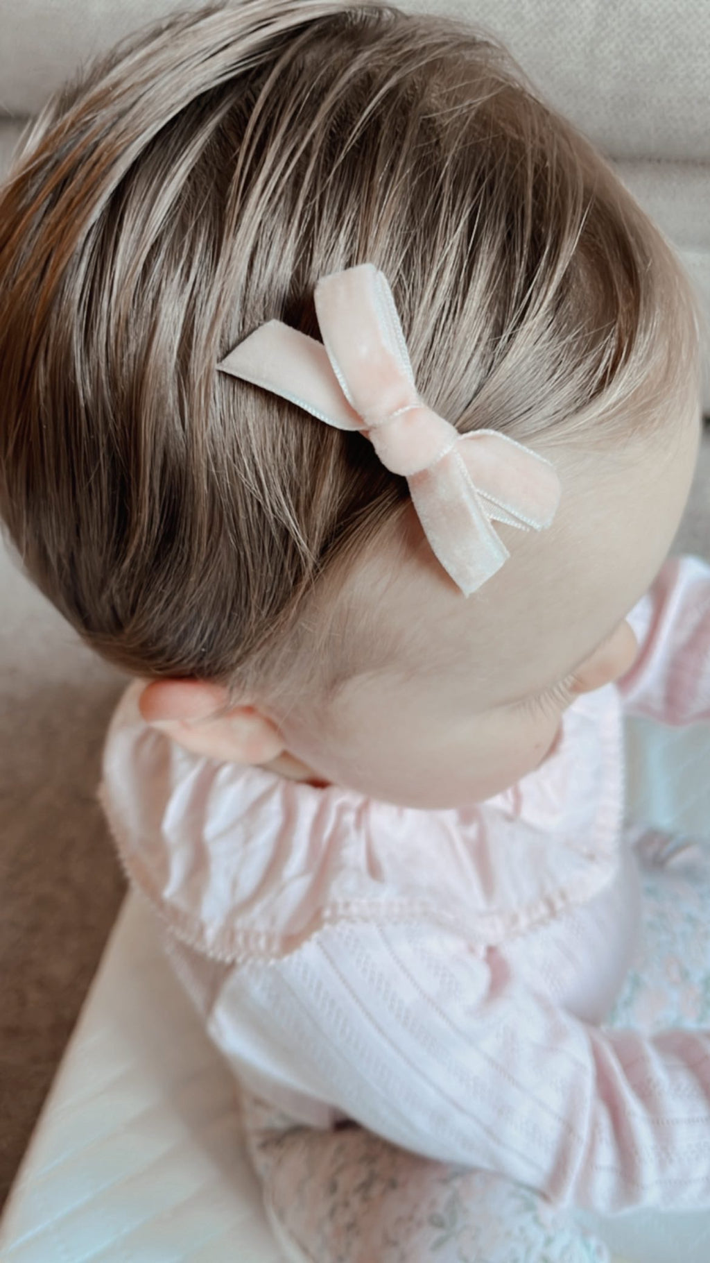 Mini velvet bows | 16 Colours | Clip or headband
