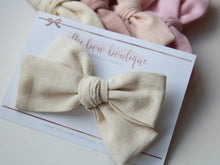 Load image into Gallery viewer, Mini sweetheart bows - 10 Colours