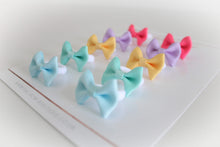 Load image into Gallery viewer, Set of 10 mini pinch pigtail set | clips or bobbles