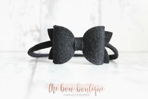 Medium deluxe felt bows (25 Colours)