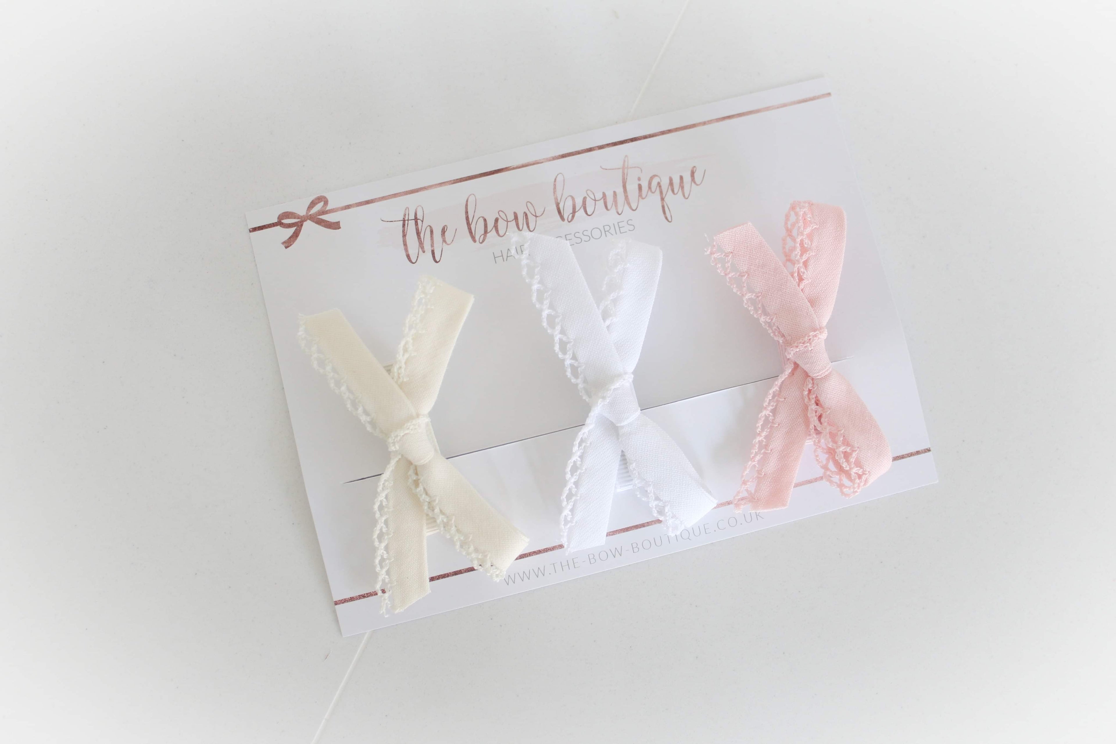 Hand tied dainty clip set