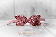 Load image into Gallery viewer, Small chunky glitter bows (25 Colours)