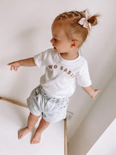 Load image into Gallery viewer, Delilah - Timeless bows