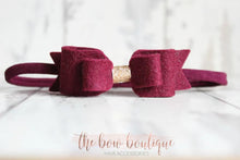Load image into Gallery viewer, Double felt bows with gold centre (25 colours)