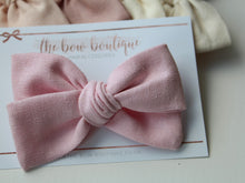 Load image into Gallery viewer, Mini sweetheart bows - 10 Colours