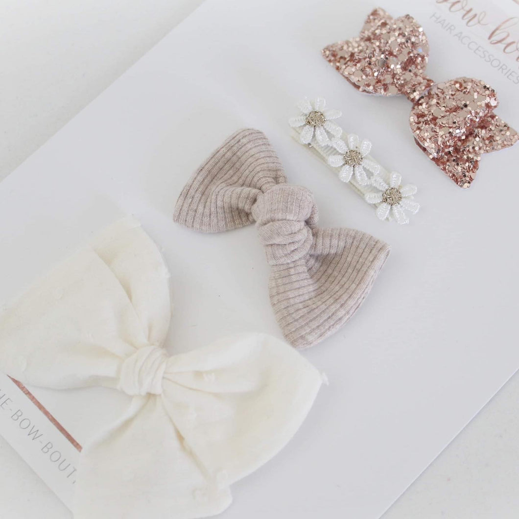 Delicate neutral clip set