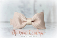 Load image into Gallery viewer, Pinch bow pigtail sets - 32 Colours