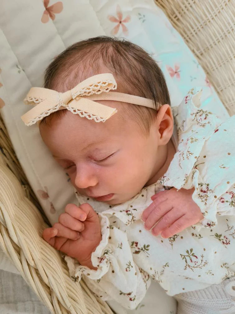 Hand tied bows | 16 Colours