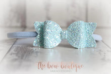 Load image into Gallery viewer, Small chunky glitter bows (25 Colours)