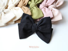 Load image into Gallery viewer, Sweetheart bows - 10 Colours