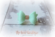 Load image into Gallery viewer, Mini baby felt gold centre bows ( 25 Colours )