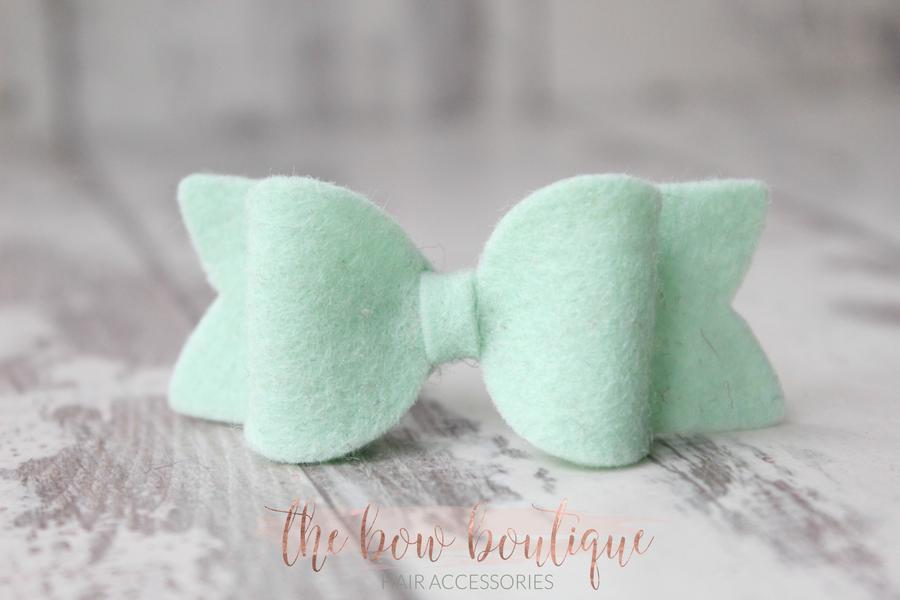 Small chunky felt bows | 25 Colours | Clip or headband