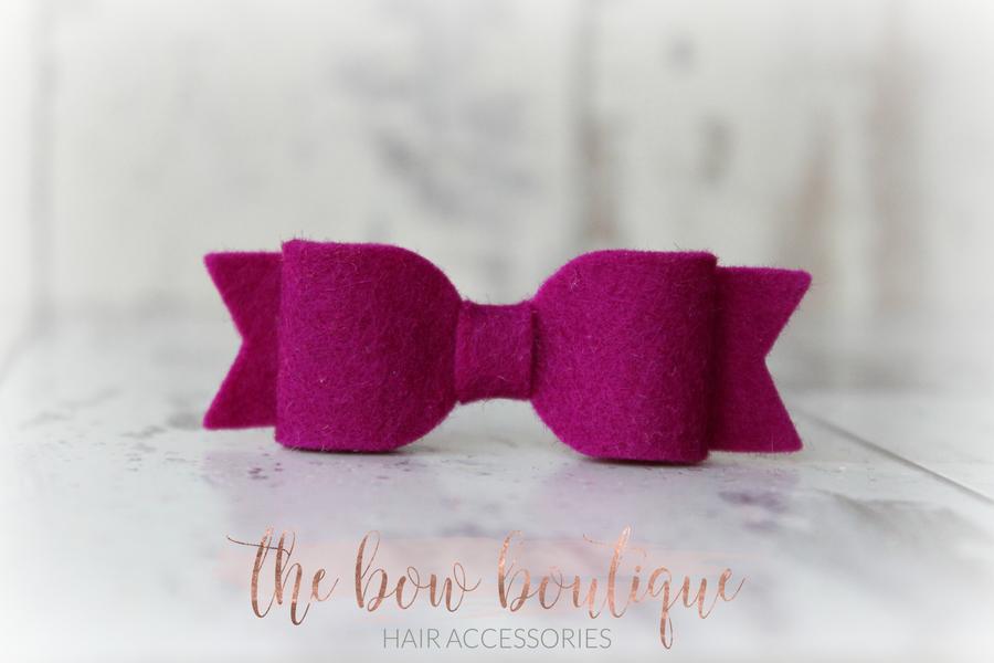 Small felt bows | 25 Colours | Clip or headband