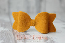 Load image into Gallery viewer, Small chunky felt bows (25 Colours)