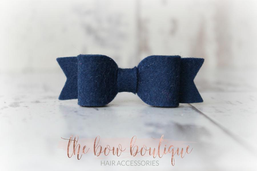 Small felt bows | 25 Colours | Clip or headband