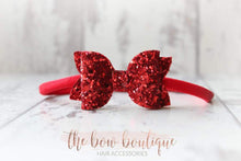 Load image into Gallery viewer, Mini deluxe glitter bows (25 Colours)