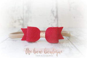 Small vintage bows with gold centre  (10 Colours)