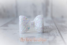 Load image into Gallery viewer, Mini glitter bows (25 Colours)