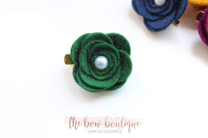 Large felt flower clips with pearl (26 Colours)