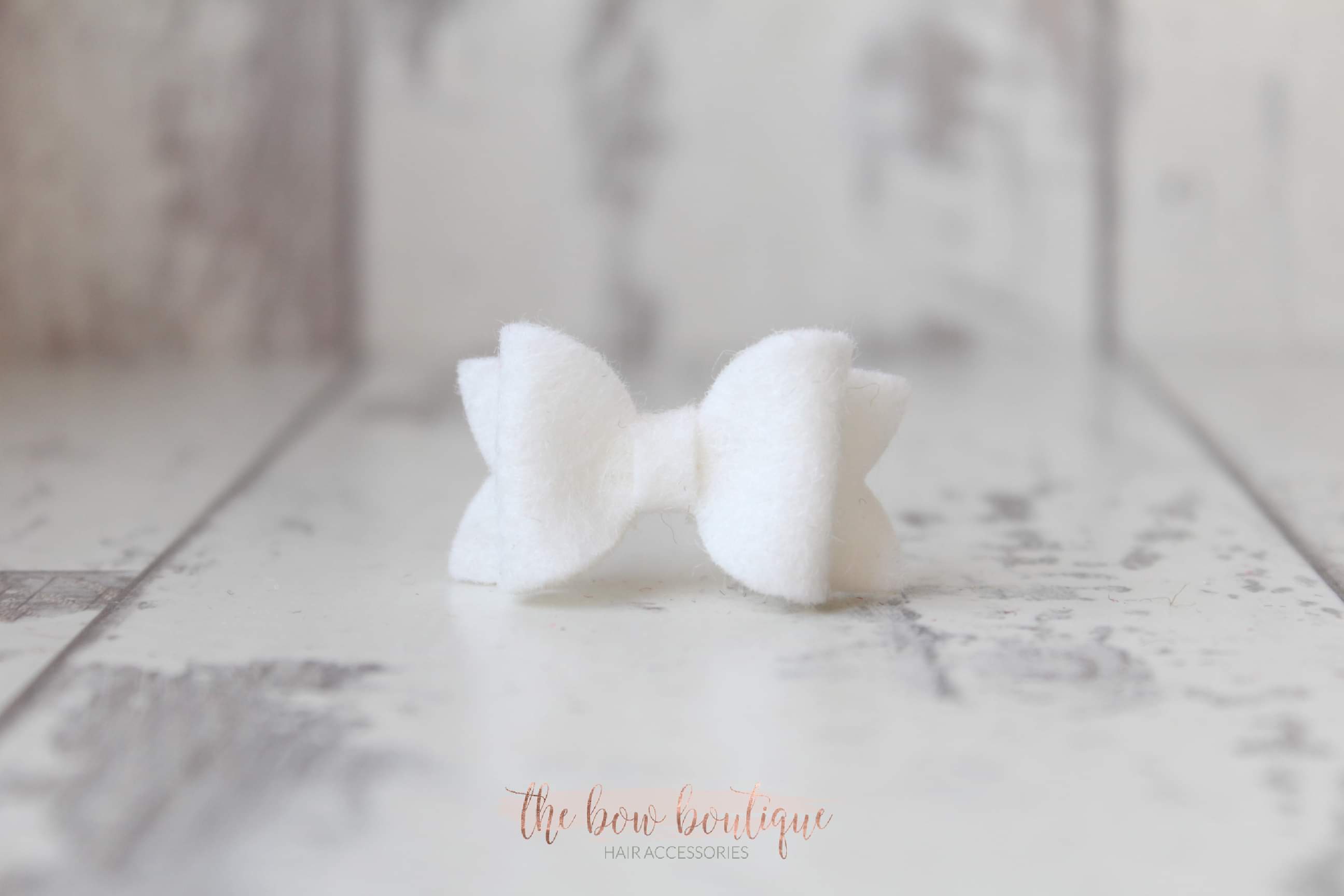Petite deluxe felt bows | 25 Colours