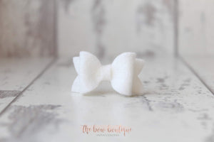 Petite deluxe felt bows (25 Colours)