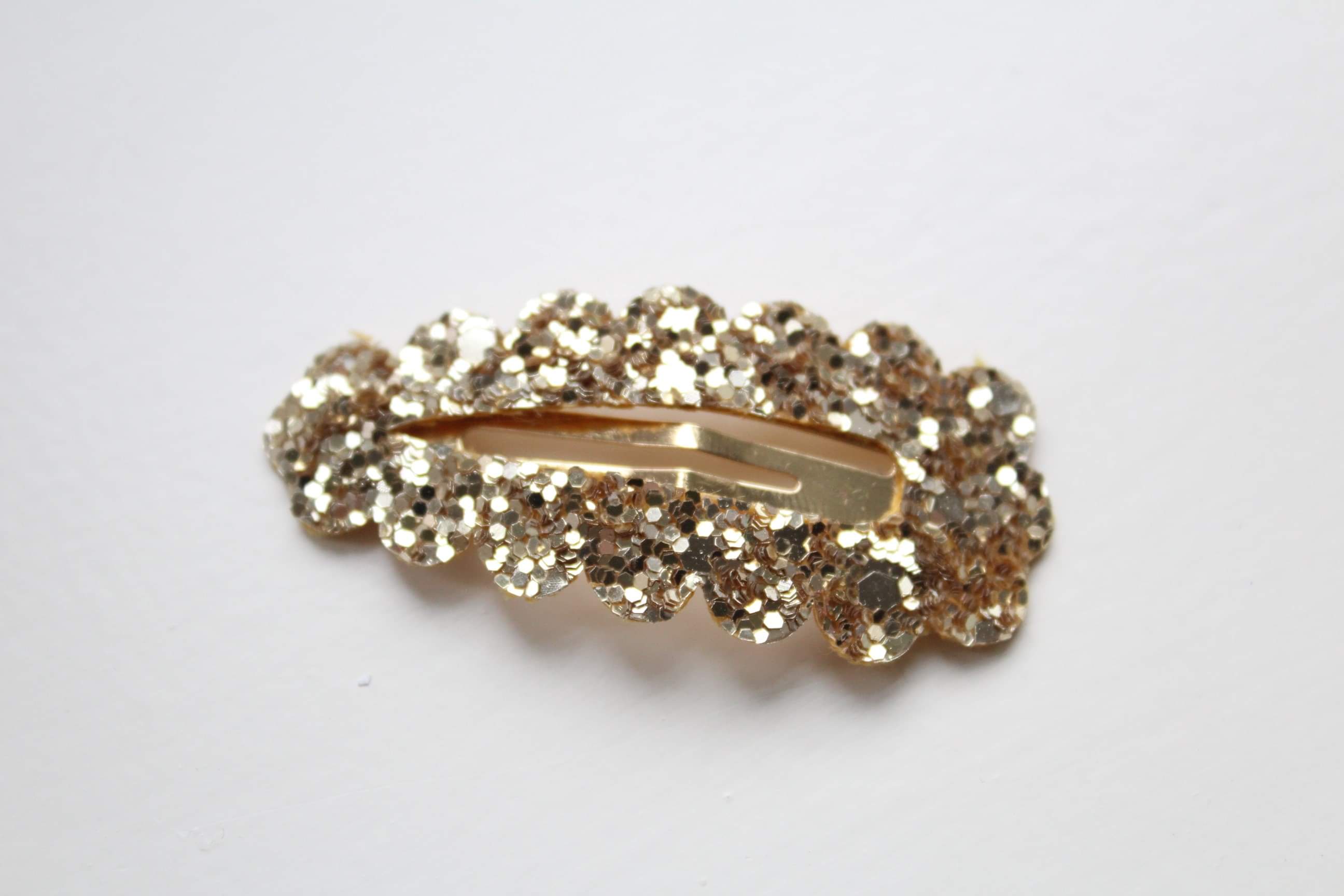 Glitter scalloped snappy clips | 20 Colours