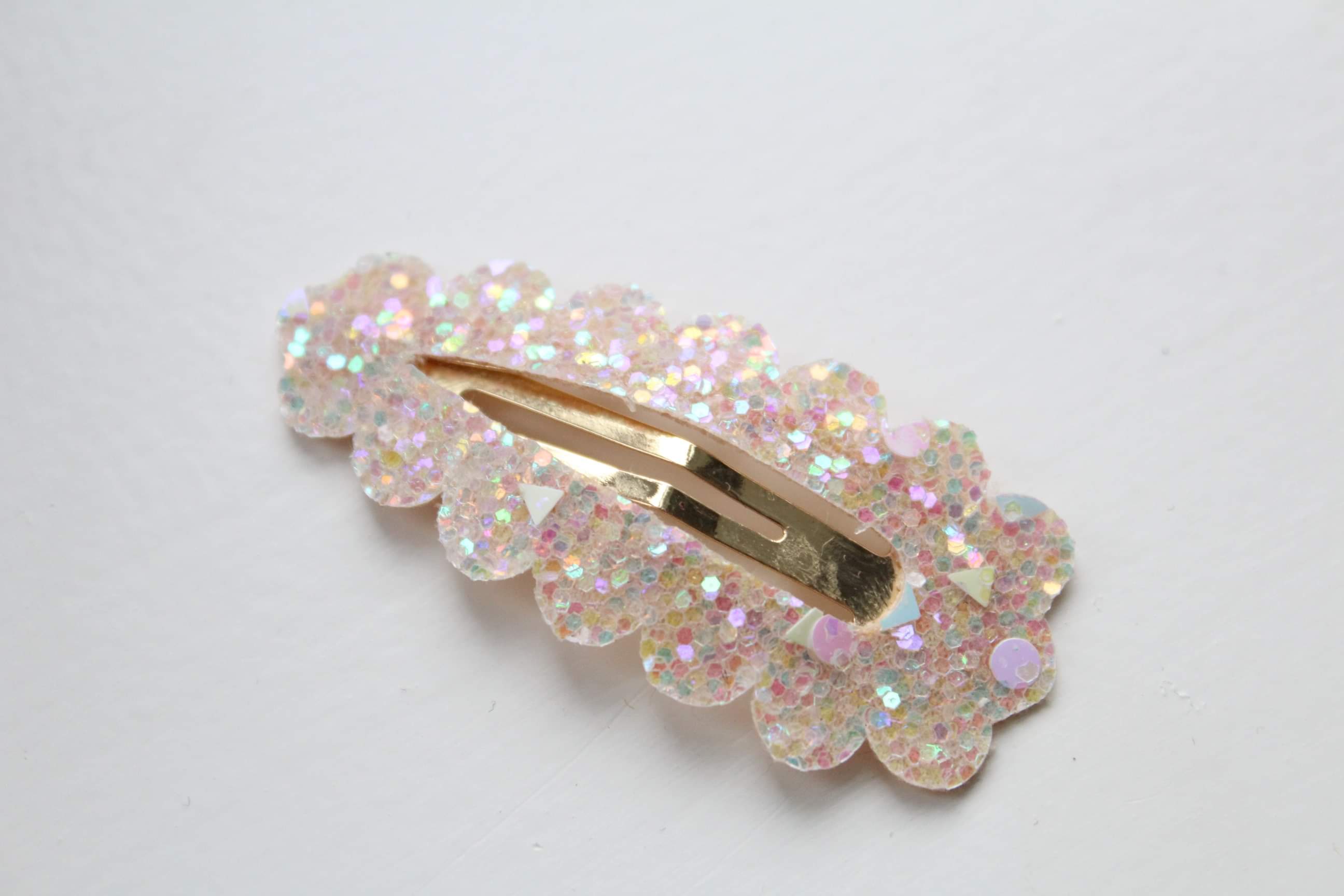 Glitter scalloped snappy clips | 20 Colours