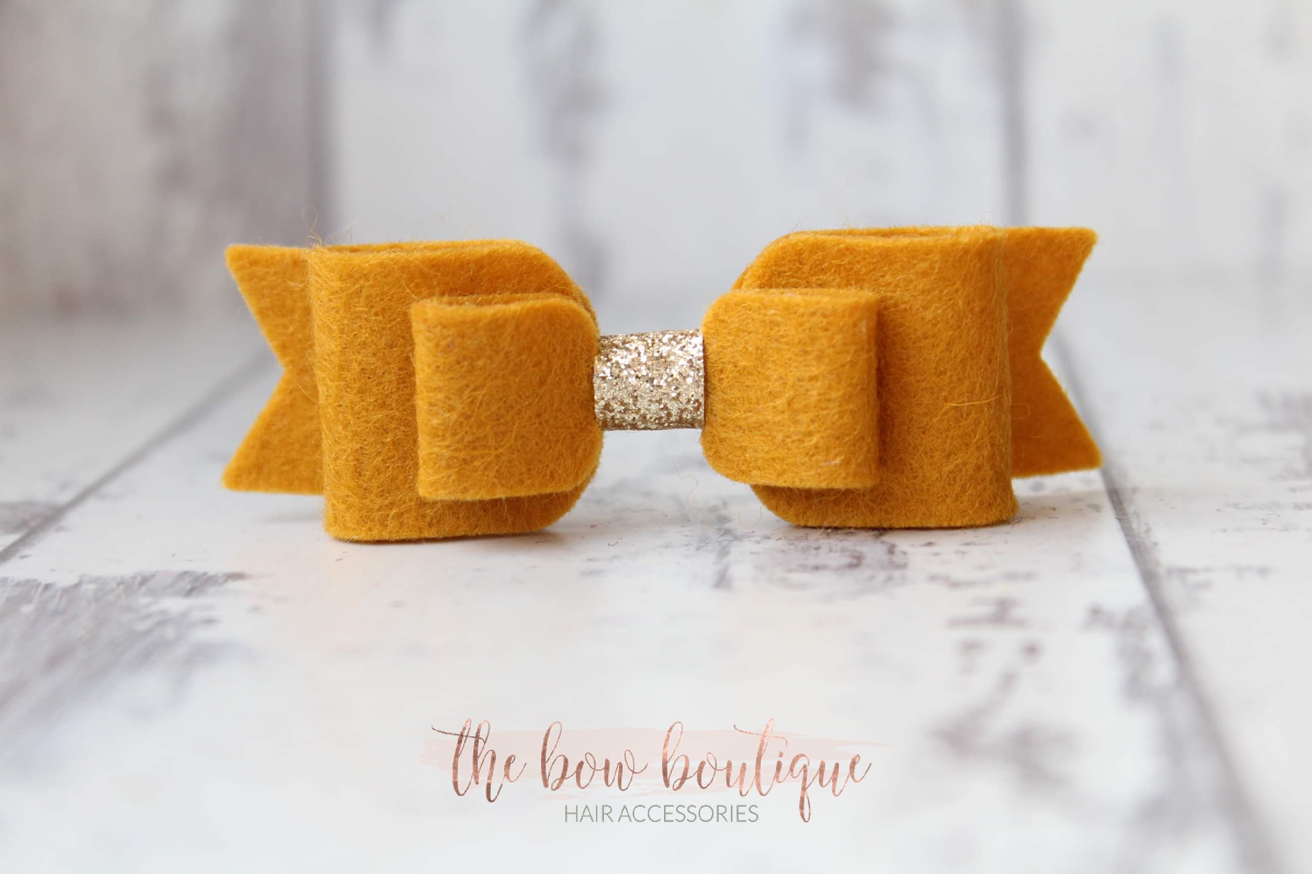 Double felt bows with gold centre | 25 colours | Clip or headband