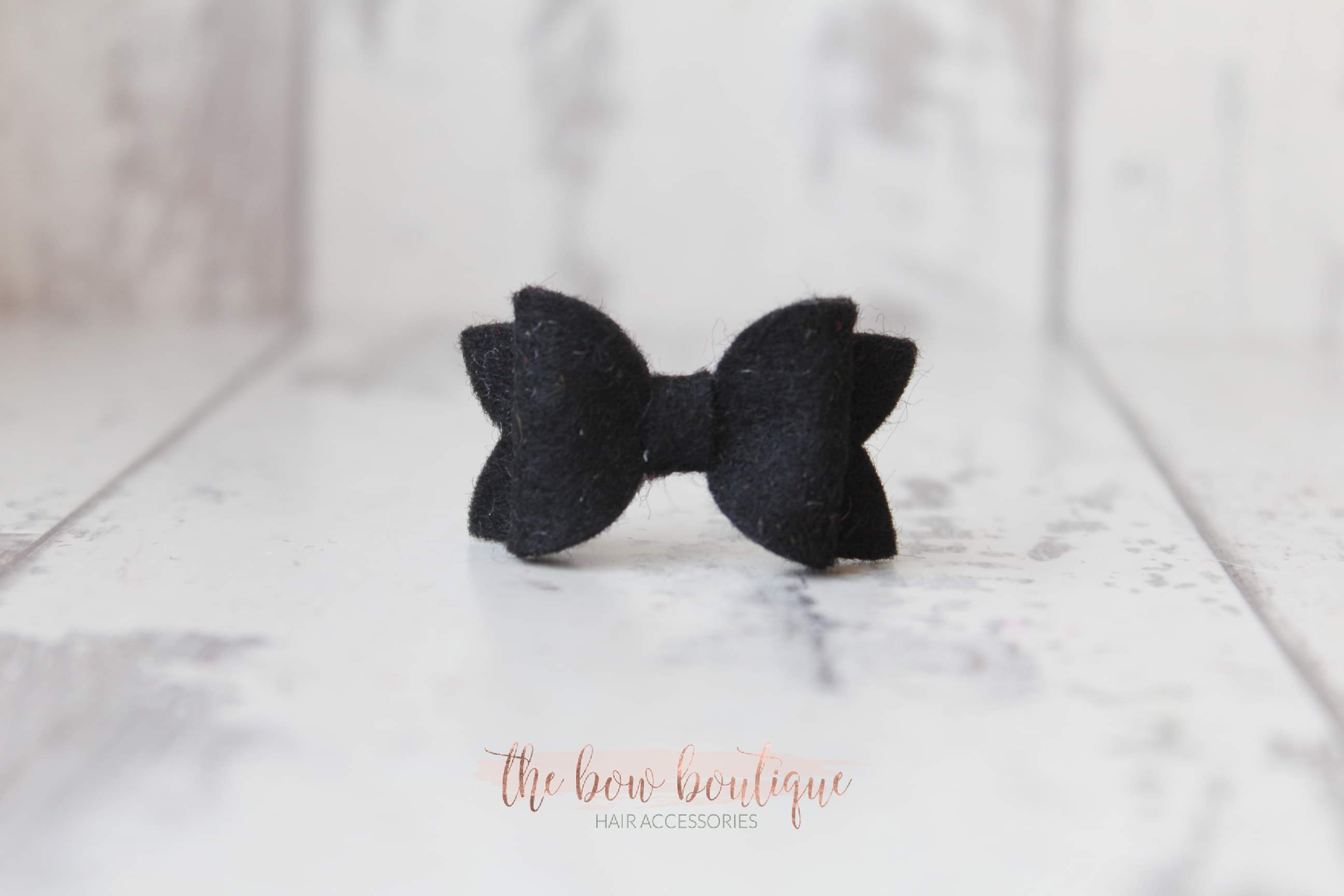 Petite deluxe felt bows | 25 Colours