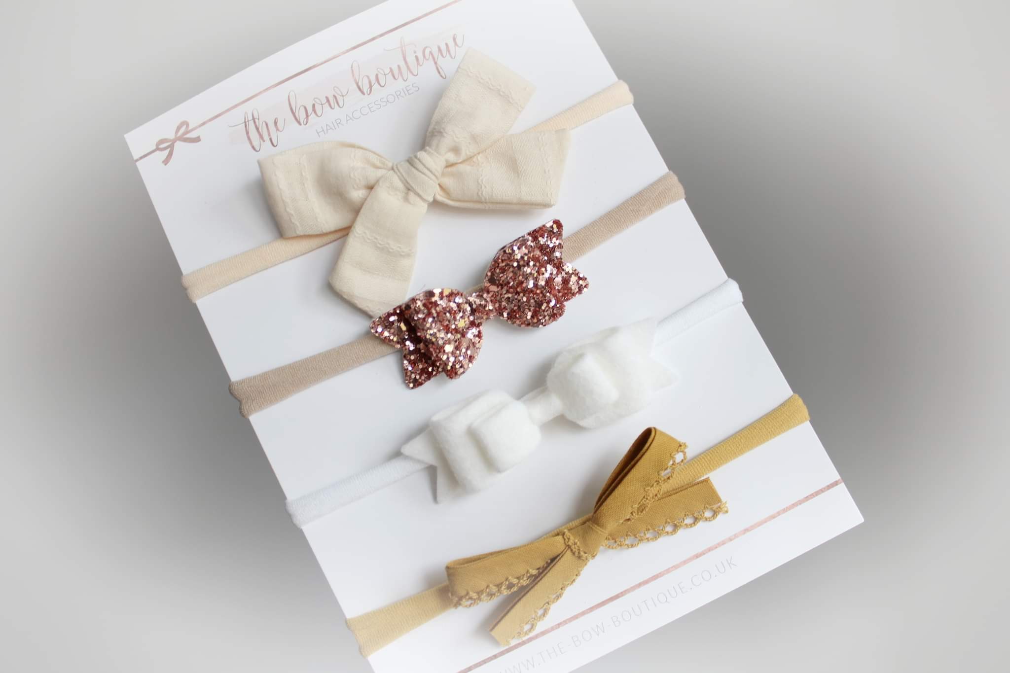 Timeless headband set.