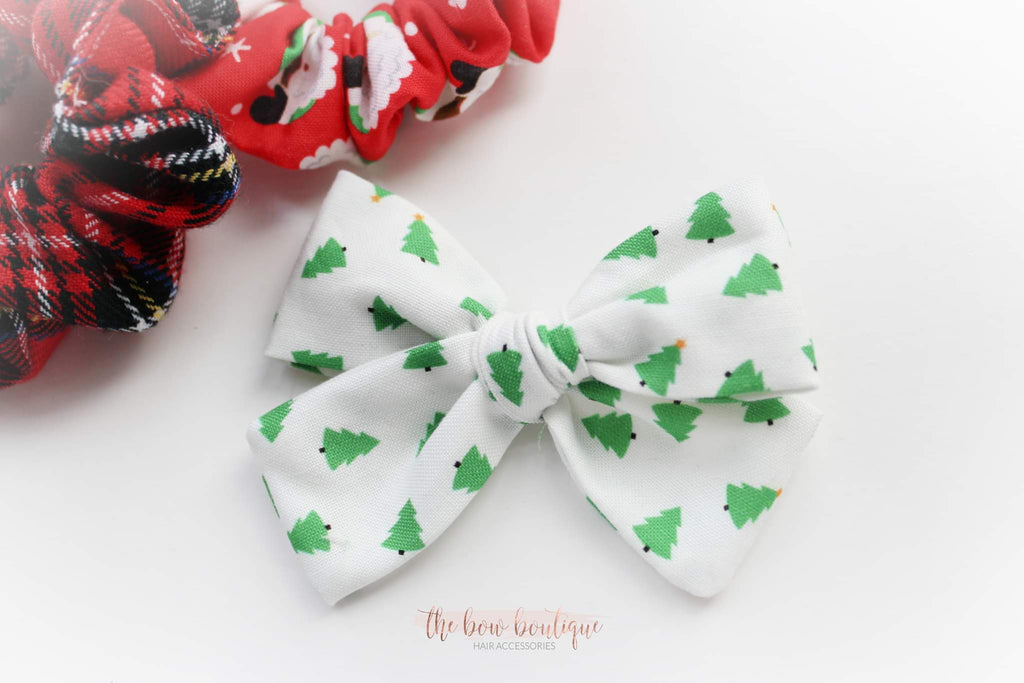 Christmas tree mini sweetheart bow | Clip, headband or bobble