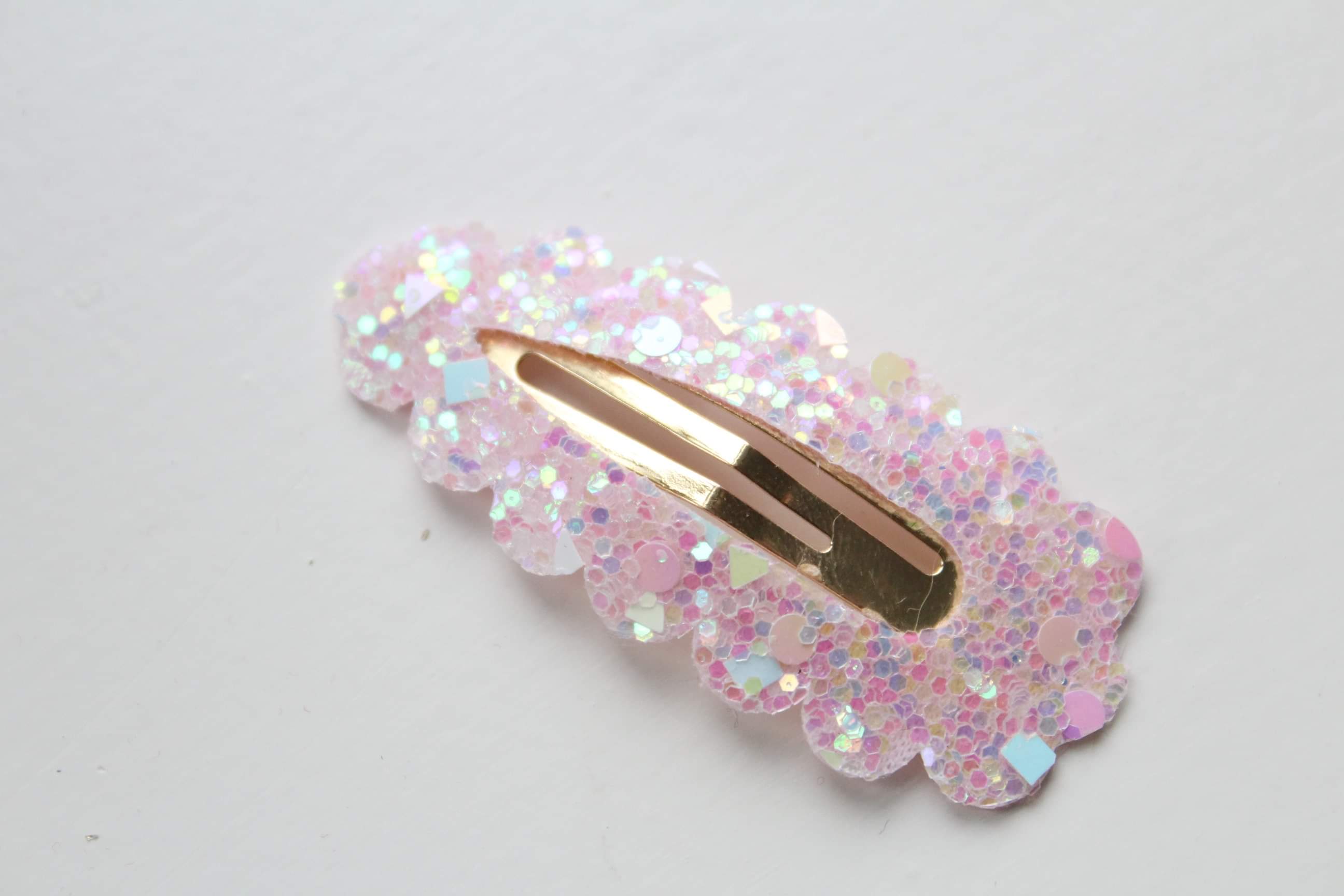 Glitter scalloped snappy clips | 20 Colours