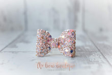 Load image into Gallery viewer, Mini glitter bows (25 Colours)