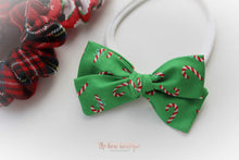 Load image into Gallery viewer, Christmas candy cane mini sweetheart bows