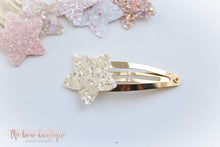 Load image into Gallery viewer, Glitter star snappy clips (25 colours)
