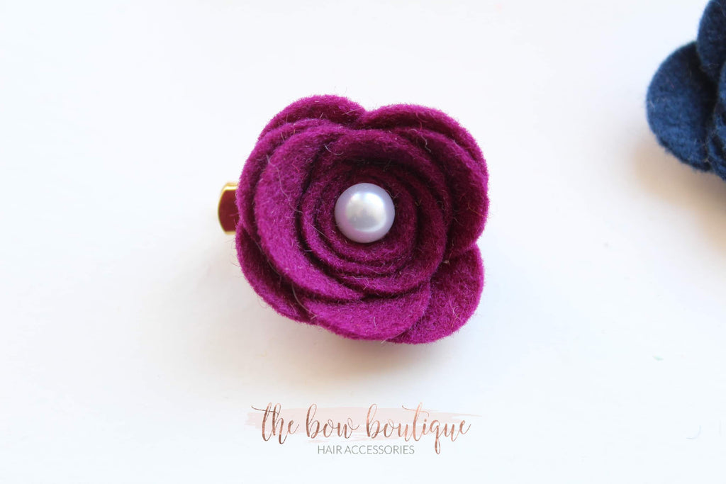 Large felt flower clips with pearl (26 Colours)