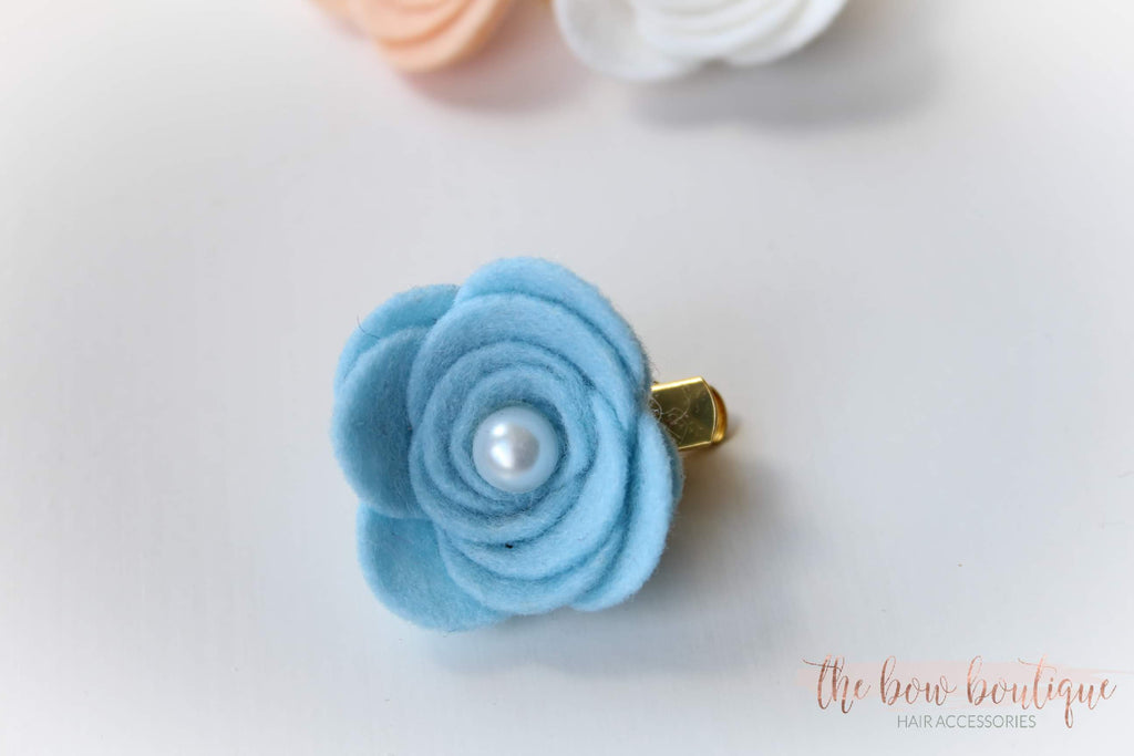 Large felt flower clips with pearl (26 Colours)