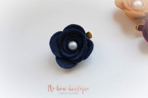 Large felt flower clips with pearl (26 Colours)