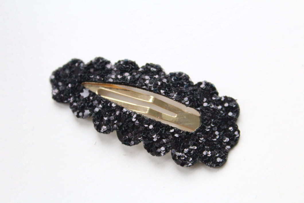 Glitter scalloped snappy clips - (25 Colours)